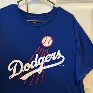 Fanatics/MLB (LA Dodgers)- 2XL Blue Tee w/ Red & White Print